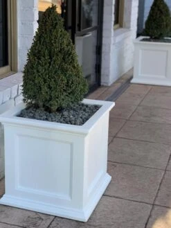 Fairfield Self-Watering Square Planter, 20” X 20” 13 Fairfield Self-Watering Square Planter, 20” X 20” -Garden Care Shop 39 618 213V tif