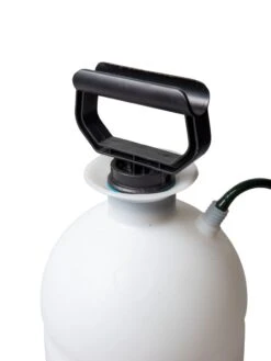 Sprayer Tank With Coil Hose Wand -Garden Care Shop 3 4 crop 8612969 0021