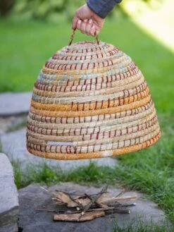Artisan Natural Bee Skep 6 Artisan Natural Bee Skep -Garden Care Shop 3 4 crop 8613063 0361