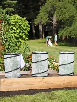 Pop-Up Tomato Accelerator -Garden Care Shop 8589749 2212 tif