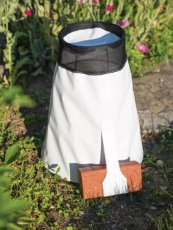 Rosy Cozy® Rose Cone, Large 7 Rosy Cozy® Rose Cone, Large -Garden Care Shop 8593415 0528 tif