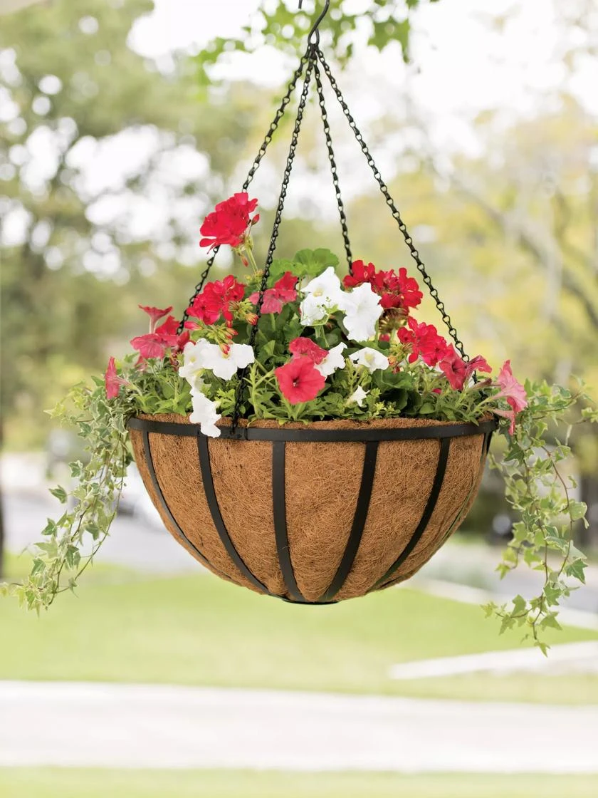 AquaSav™ Oxford Hanging Basket, 20" 1 AquaSav™ Oxford Hanging Basket, 20"
