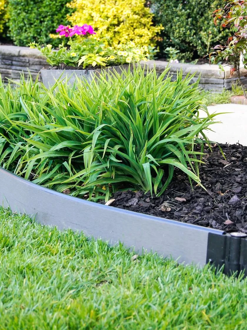 Curved Composite Landscape Edging Kit With 1" Boards 2 Curved Composite Landscape Edging Kit With 1" Boards - Image 2