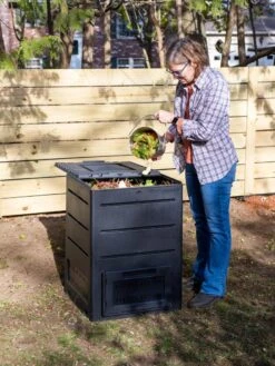 Deluxe Pyramid Composter II 10 Deluxe Pyramid Composter II -Garden Care Shop 8600227 0586 tif