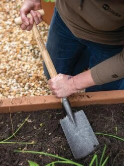 Gardener’s Lifetime Perennial Spade With Short T-Handle 9 Gardener’s Lifetime Perennial Spade With Short T-Handle -Garden Care Shop 8600310 3318 tif