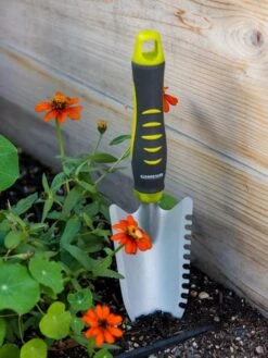 Gardener's Trowel Knife -Garden Care Shop 8608660 19471 tif