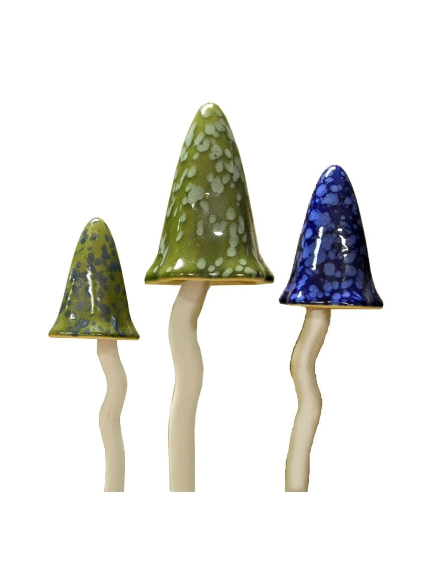 Potting Shed Tinkling Toadstool Sculptures, Set Of 3 6 Potting Shed Tinkling Toadstool Sculptures, Set Of 3 - Image 6