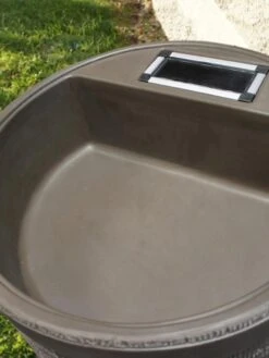 Round Rain Barrel With Planter, 35 Gallons -Garden Care Shop 8612856WALNT 02V tif